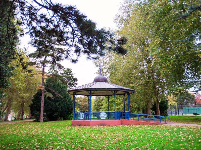 Canbury Gardens bandstand 